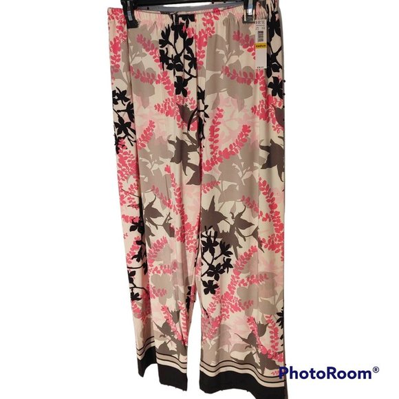 𝅺610 NWT HUE Izzy Floral Border pj Pants - Picture 1 of 8